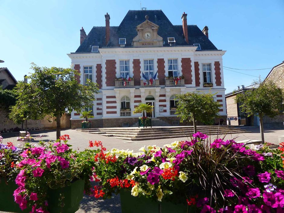 Mairie de Saulx-les-Chartreux - Agrandir l'image, . 0octets (fenêtre modale)